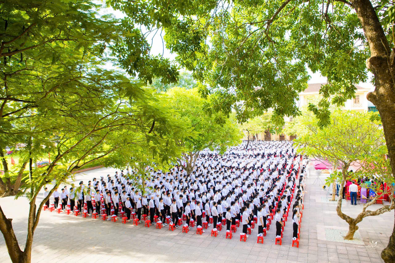 Trường THPT Nguyễn Cảnh Chân - Hành trình xây dựng trường đạt chuẩn Quốc gia